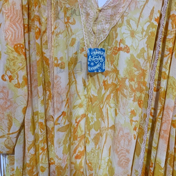 New with tags free people duster
Size medium two large - Picture 3 of 14